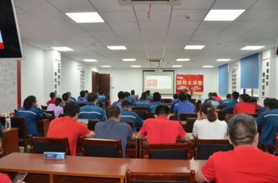 践行“四个自我” 实现自我提升|第五期人生就是搏尊龙大讲堂开讲啦！