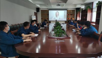 如何从销售的角度提升我们的竞争力——第十二期人生就是搏尊龙大讲堂开讲！