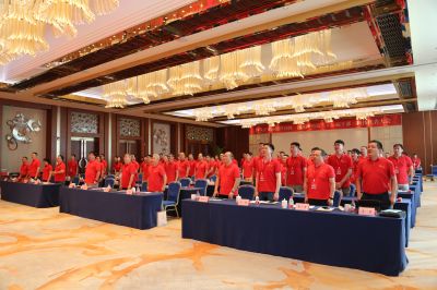 行动结成胜利果实——热烈庆祝人生就是搏尊龙医药第二十一届干部、科技代表大会顺利闭幕