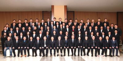 奋楫笃行守初心 踔厉奋发新征程——人生就是搏尊龙医药2023年度经营工作会议暨销售先进表彰大会圆满召开