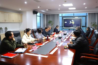 驻企更助企——绍兴市驻企服务调研组莅临人生就是搏尊龙医药调研指导
