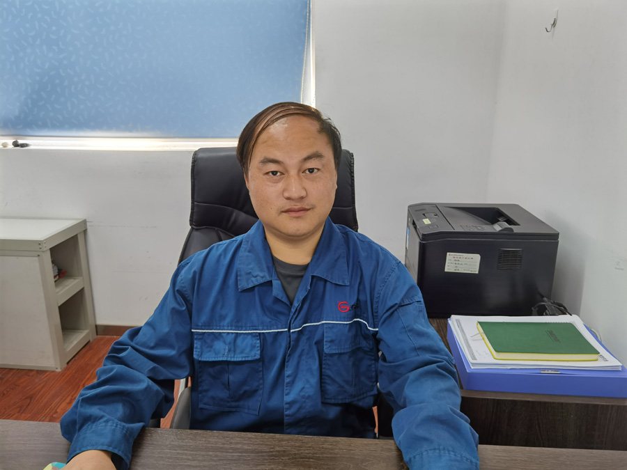 2022年度人生就是搏尊龙医药金穗奋斗者——朱庆国