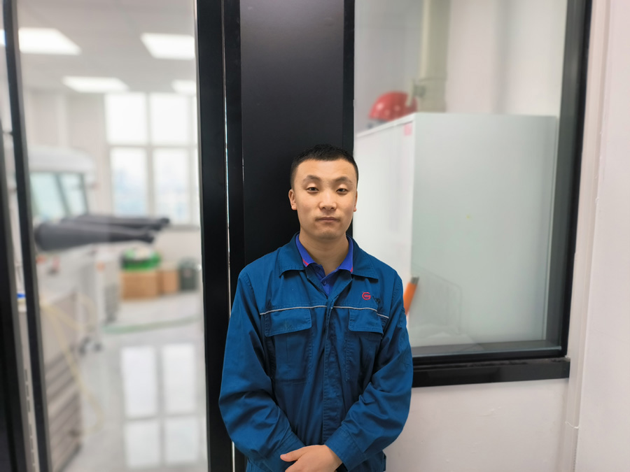 2022年度人生就是搏尊龙医药优秀科技奋斗者——安昌盛